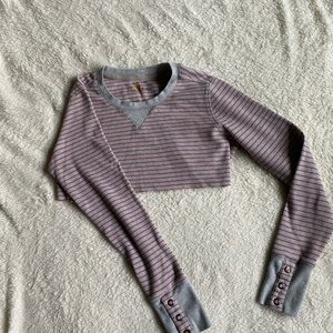 Carhartt•red and gray stripes,crop top• size small